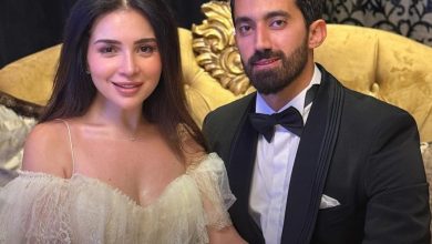 الفنانة مي عز الدين وزوجها أحمد تيمور خليل خلال حفل عقد القران